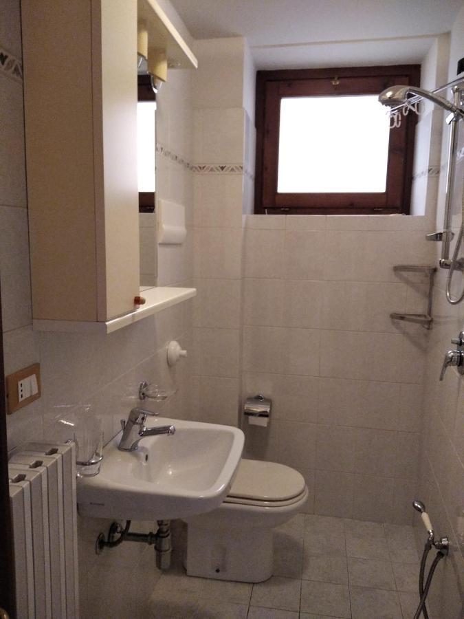 Appartement Il Giardino Di Laura à Toscolano Maderno Extérieur photo
