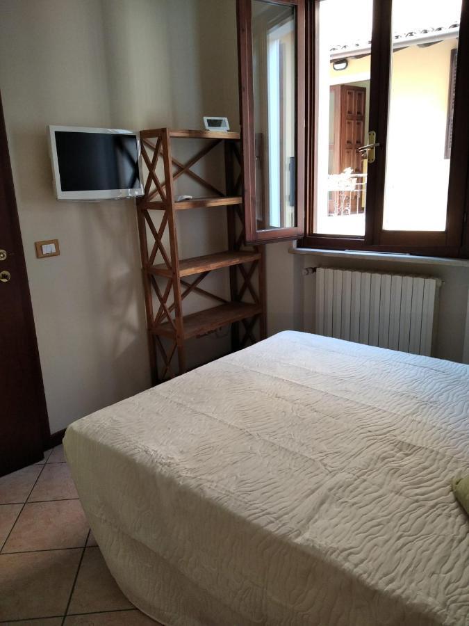 Appartement Il Giardino Di Laura à Toscolano Maderno Extérieur photo