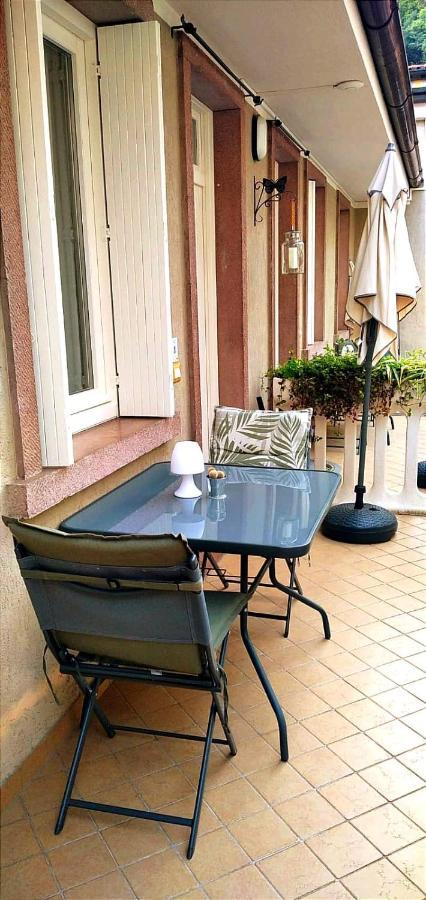 Appartement Il Giardino Di Laura à Toscolano Maderno Extérieur photo